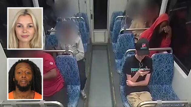 Chi è Decarlos Brown Jr, senzatetto afroamericano killer della 23enne ucraina Iryna Zarutska: dalla  schizofrenia ai 14 arresti per rapina a mano armata e aggressione