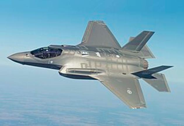 Gli f-35 italiani intercettano tre jet russi in Estonia: l'Italia è ormai in guerra con la Russia di Putin 