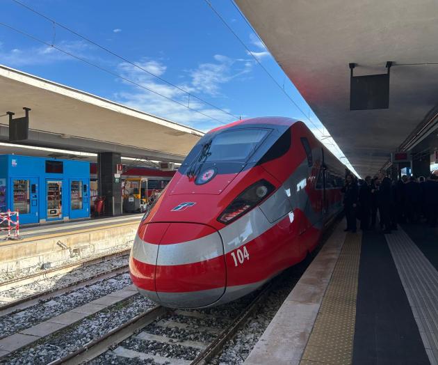 Gruppo FS, presentato in anteprima il Frecciarossa 1000 di ultima generazione; in arrivo 36 convogli per un investimento di oltre €1,3 miliardi