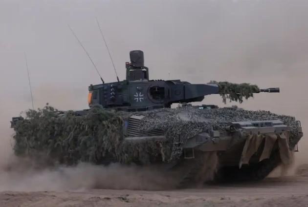 Germania schiera 45esima Brigata Corazzata contro "nemico inesistente" russo in Lituania: sarà "prima brigata permanente" all'estero da II Guerra Mondiale