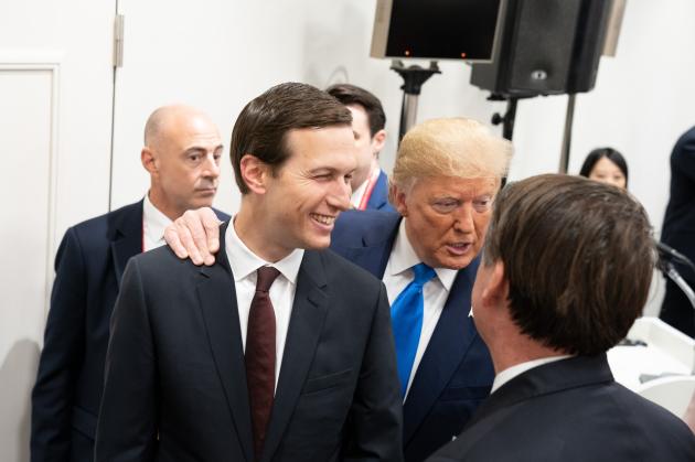 Il genero di Trump Jared Kusnher dietro alla posizione pro-Israele del tycoon, "finanziò insediamenti illegali di Tel Aviv in Palestina" - RETROSCENA