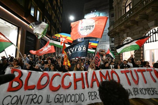 Flotilla abbordata, continua la protesta a Genova con presidi e varchi portuali chiusi, bloccata la città