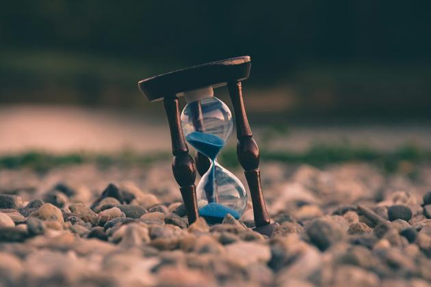 Non è il tempo che ci manca, è la relazione che si ha con lui