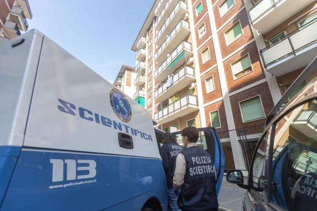 Sesto San Giovanni, 71enne si suicida lanciandosi dal 6° piano durante lo sfratto, il biglietto d'addio: "Non ce la faccio più"
