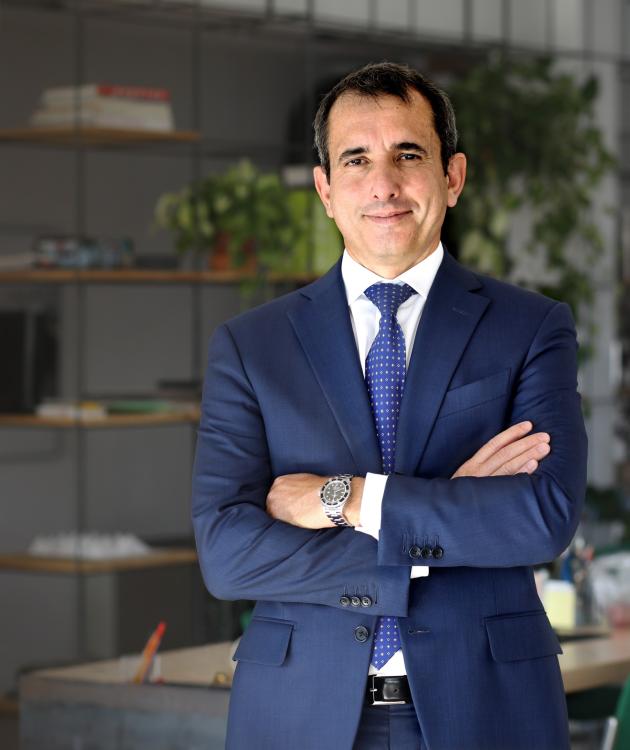 Guala Closures, 830 milioni nel 2024, acquisisce Metal Crowns e accelera l'espansione in Africa Orientale