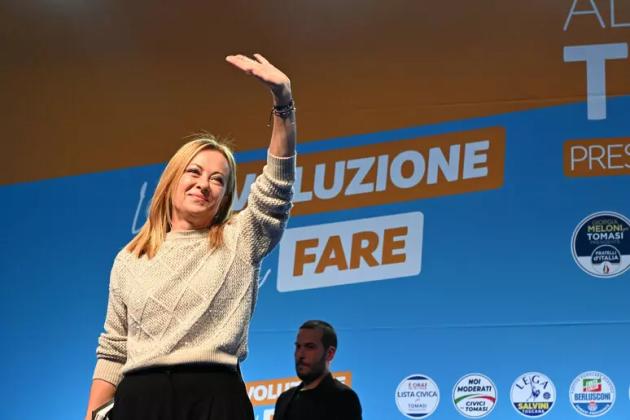 Meloni dà di matto a Firenze e paragona la sinistra a Hamas per mascherare il fallimento del suo Governo: Giorgia, hai rotto il ca**o!