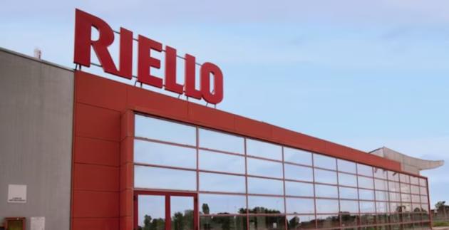 Riello in vendita a 100 anni dalla fondazione, tra i potenziali acquirenti Ariston Group da 2,6 miliardi e i colossi cinesi Haier e Midea