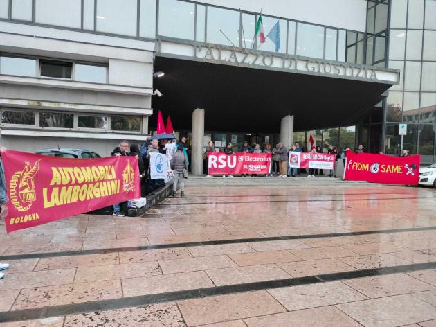 Processo Mattia Battistetti, ancora rinvio per la sentenza: la giustizia tarda mentre cresce il bilancio delle morti sul lavoro