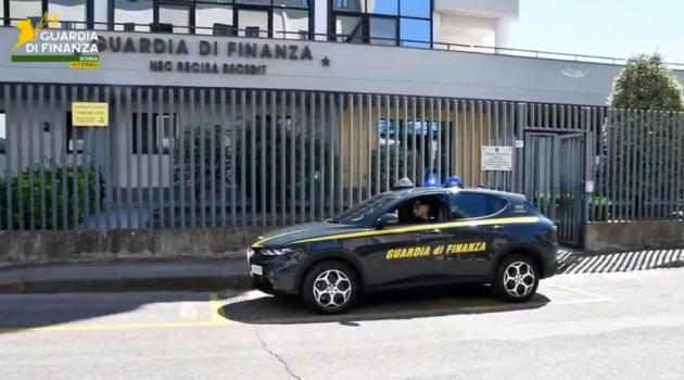 Roma e Viterbo, maxi operazione della Guardia di Finanza: sequestro da oltre 93 milioni a 123 indagati per frode fiscale e riciclaggio