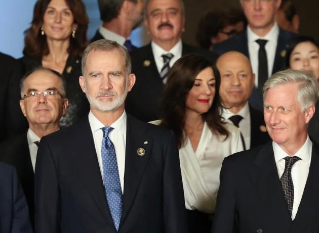 Nella foto Agnese Renzi con i Reali di Spagna e Belgio