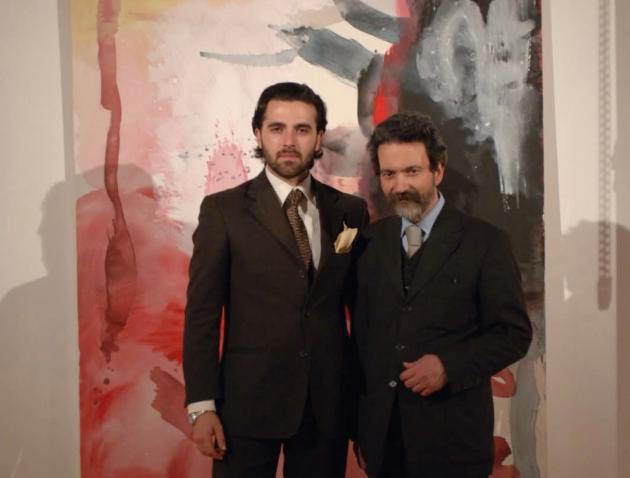 L’arte di Camillo Capolongo torna a dialogare con la città di Napoli in una mostra intensa e simbolica, dal titolo emblematico: “MATCH”. Un titolo che evoca il confronto, la tensione, l’incontro e lo 