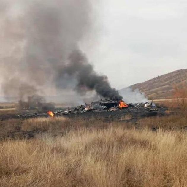 C-130 turco caduto in Georgia, morti i 20 militari a bordo, ipotesi sabotaggio: vicino ad aereo drone non identificato ed elicottero rimasti in volo 40’