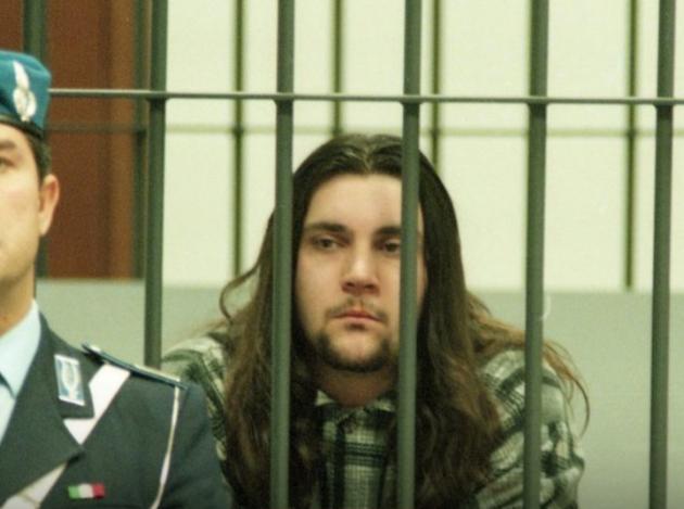 Elia Del Grande arrestato dopo 13 giorni di latitanza a Cadrezzate, suo paese d’origine, pm Modena e Varese: “Aiutato nella fuga”