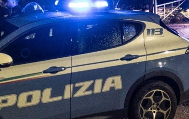 Napoli, 51enne Nunzia Cappitelli trovata morta in casa con "trauma alla testa e segni di morte violenta": ipotesi omicidio
