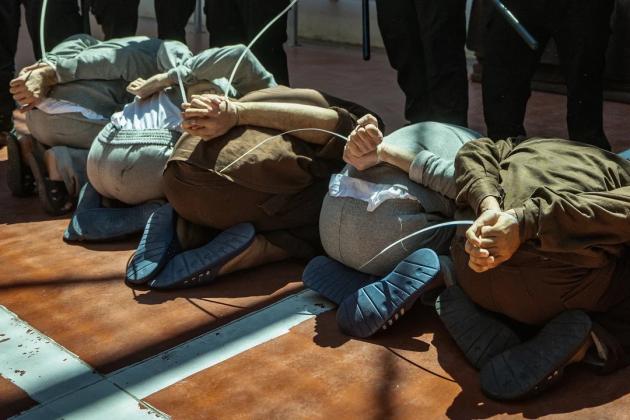 Gaza, rapporto Israele: “98 palestinesi morti in carcere da ottobre 2023”, ma Ong Phri sbugiarda Idf: “Sono centinaia, violenze e malnutrizione tra le cause”