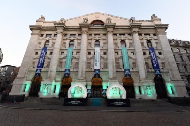 Borse europee in rosso per le paure legate a una bolla dell'IA: Milano -1,84%, Francoforte -1,47%, Parigi -1,40%, Londra -1,24%