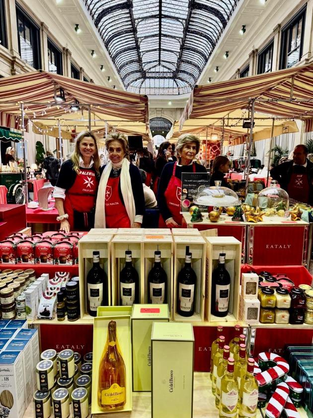 "Colazione in Galleria" il mercatino solidale natalizio dell'Ordine di Malta in collaborazione con  Eataly per aiutare le famiglie e i malati