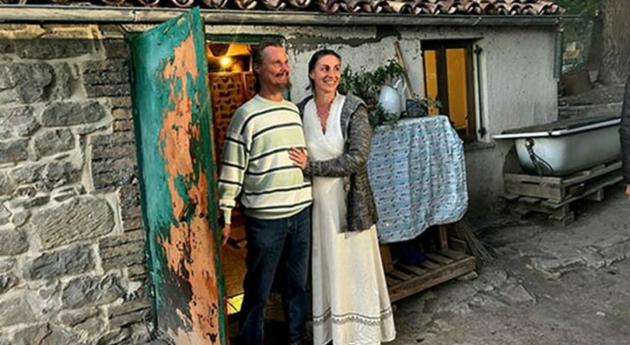 3 figli tolti ai genitori che vivono nel bosco a Chieti, imprenditore Gino Russo pagherà spese legali: "La famiglia è l'unica istituzione"