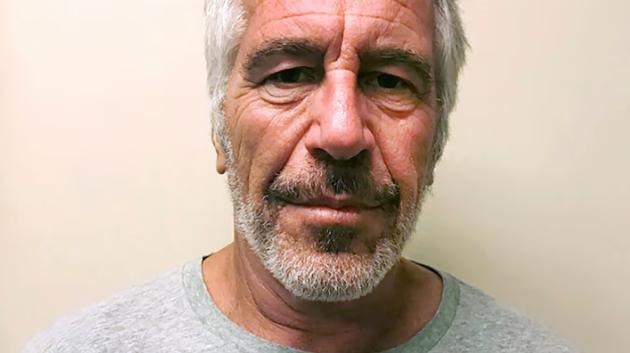 Epstein Files, nell’occhio dell’abisso: un viaggio acido nei resti radioattivi del caso dell'imprenditore e nei pensieri che non dirà nessuno
