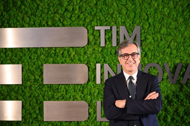 TIM lancia Smart Infrastructure con €54 miliardi di benefici, €700 milioni l’anno nel settore elettrico e soluzioni IoT e AI per reti più sicure
