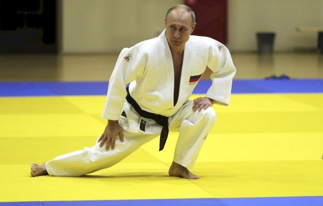 Judo, atleti russi riammessi da federazione internazionale, in gara con inno, simboli e bandiera, soddisfatta Mosca: “Decisione storica”