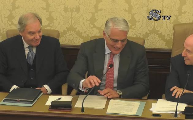 UniCredit, Orcel rivendica l’“italianità” del gruppo: "Siamo i primi investitori in titoli di Stato italiani, deteniamo circa €40 mld"