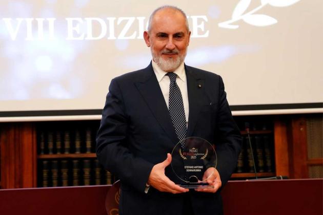 Premio Italia Informa 2025, tra i vincitori Stefano Donnarumma, AD e DG Gruppo FS; Antonio Tajani, Ministro degli Affare Esteri, Giovanni Liverani, Presidente ANIA