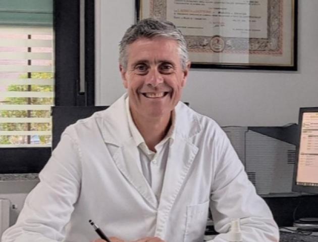 Saronno, medico Giuseppe Giuliani trovato morto nel suo studio, era stato il primo locorotondese a farsi il vaccino Covid, aveva 60 anni