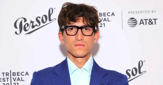 EssilorLuxottica, esce Basilico, il socio-erede con il 12,5% di Delfin lascia la guida dei wearables tra tensioni sulla successione Del Vecchio