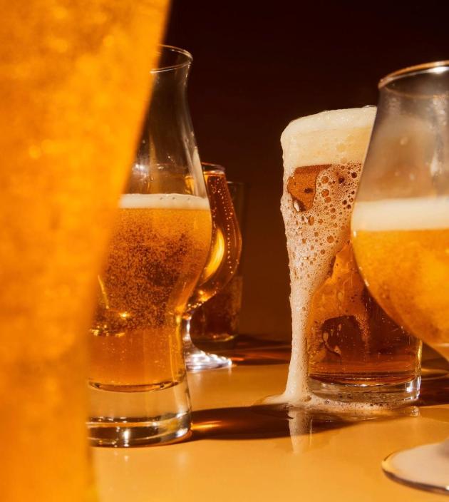 A Natale in Italia oltre 650 milioni di brindisi con la birra; il consumo nei mesi invernali aumenta del 25% in dieci anni
