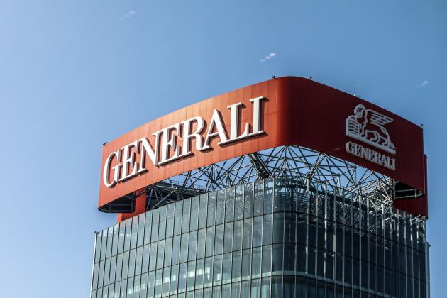 Generali promossa dagli analisti e sale del 3% (oltre 35 euro per azione), quinta miglior performance del 2025 a Piazza Affari