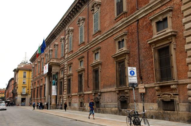 Milano, vendita record da 24 mln€ per un appartamento da 600 mq più terrazzo nel quartiere Brera, in via dell'Orso, l'acquirente è un imprenditore italiano
