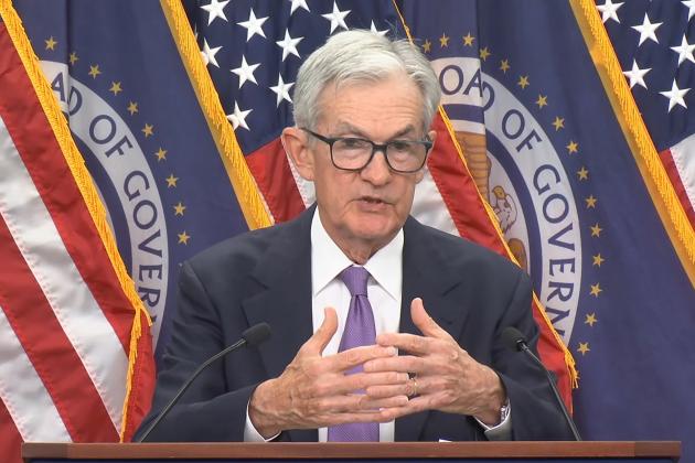 Fed taglia i tassi di 0,25 punti, tra il 3,5% e il 3,75%, terza riduzione consecutiva, prevista una sola sforbiciata nel 2026