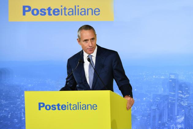 Poste Italiane rafforza la quota in TIM salendo al 27,32% con l’acquisto del 2,51% da Vivendi per 187 milioni di euro; superata la soglia OPA