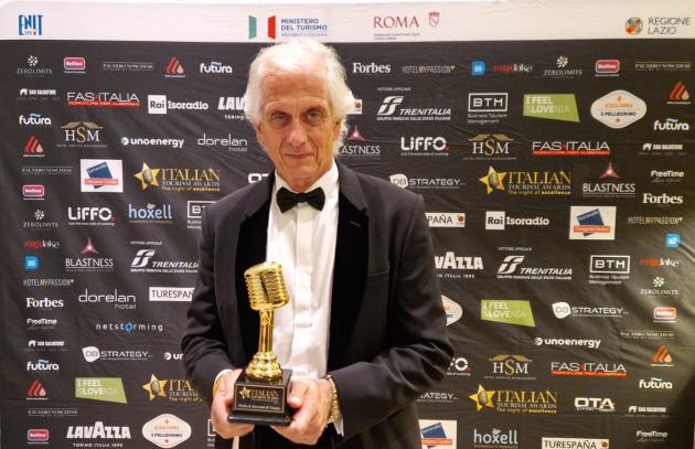 Nella prestigiosa cornice del The St. Regis Rome, alla presenza del Ministro del Turismo, si è tenuta la cerimonia dell’Italian Tourism Awards 2025 - The Night of Excellence.bIl vincitore del primo pr