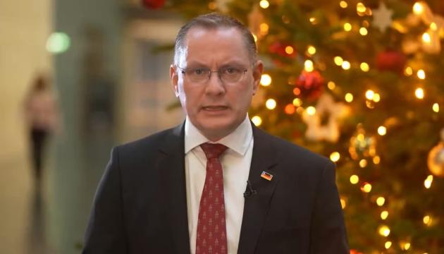 Germania, co-presidente Adf Chrupalla: &ldquo;Il governo tedesco sta cercando di creare le condizioni per una una guerra senza il consenso del popolo&rdquo;