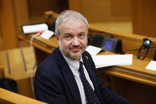 Manovra, cancellati i 3 mesi in pi&ugrave; per andare in pensione, annullate anche le modifiche sul riscatto della laurea: gli anni varranno per intero