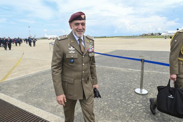 Generale Masiello: "Solo un italiano su 5 combatterebbe per l'Italia", cio&egrave; per Usa e Ue: il vero patriottismo &egrave; ben altro