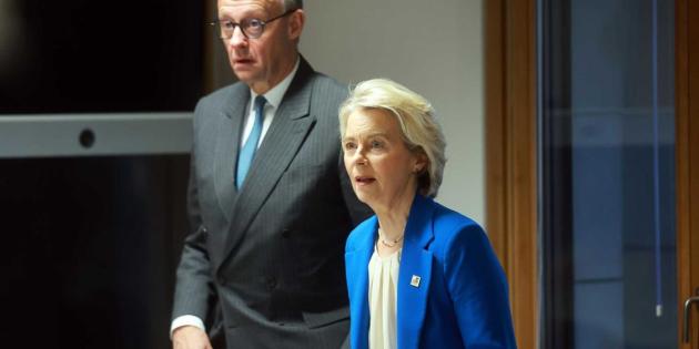 Guerra Ucraina, la voragine per i conti pubblici Ue: l'asse guerrafondaia Bruxelles-Berlino ci trascina verso disastro economico e militare