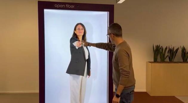 Open Fiber, conquista il primato italiano di velocit&agrave; con 64 Tbps su oltre 600 km di rete in fibra ottica, focus comunicazioni digitali