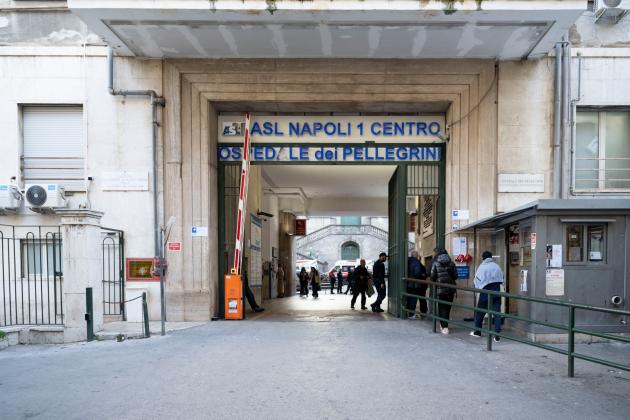 Turista romano 24enne Andrea Buzzi finito a Capodanno, a Napoli, 2 volte al pronto soccorso per ferite da fuochi: "Volevo festeggiare alla grande" 