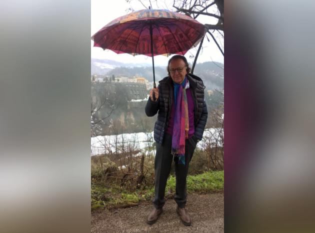 Addio a Gianluigi Armaroli, morto il giornalista bolognese ed ex inviato per l'Emilia Romagna del Tg5 di Mentana, aveva 77 anni