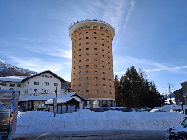 Sestriere, sequestrata la Torre Rossa: &ldquo;Impianto antincendio non a norma&rdquo;, hotel chiuso e clienti trasferiti nella Torre Bianca Duchi d'Aosta