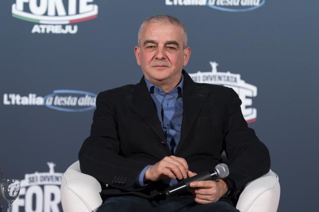 Fazzolari (FdI) la spara: "Draghi inviato speciale Ue in Ucraina", l'ex premier in lista assieme a presidente Finlandia Stubb e Merkel