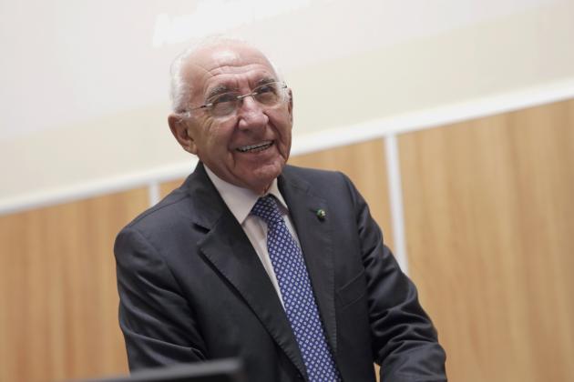 Garante della privacy, indagato il presidente Stanzione e tutto il collegio per "corruzione e peculato", il giurista: "Sono tranquillo"