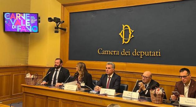 Carnevale di Fano. Carloni (Pres. Comm. Agricoltura): &ldquo;Chiamati a raccogliere un&rsquo;antica tradizione e rilanciarla&rdquo;