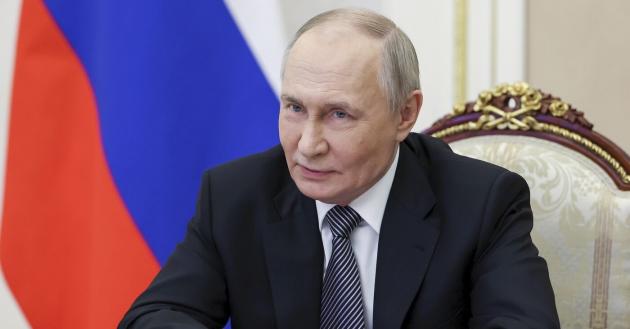 Putin: la Groenlandia &egrave; parte della Danimarca; Mosca difende le ragioni dell'Europa, che gli Stati Uniti d'America sono pronti ad attaccare