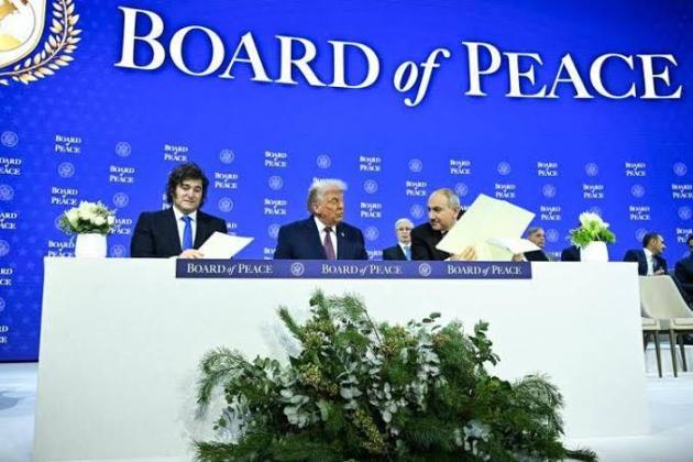 Il Board of Peace di Trump: l&rsquo;ONU dei miliardari, dove la pace diventa un affare e la guerra un investimento globale