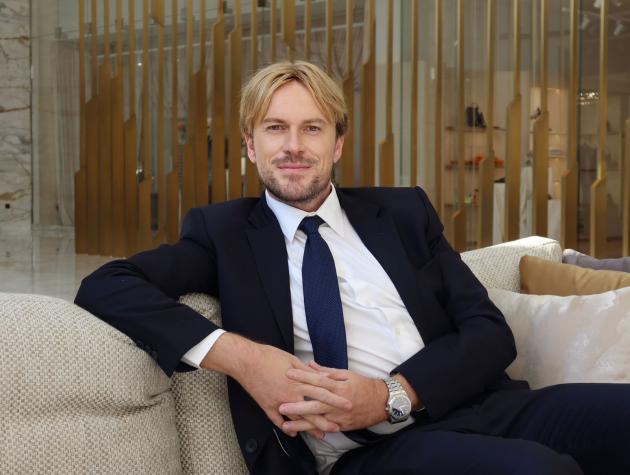 In pochi mesi, il comune di Dorno, 4.600 abitanti nel cuore della Lomellina, &egrave; diventato il simbolo del conflitto &ndash; reale o presunto &ndash; tra due priorit&agrave; nazionali: la produzione agricola e la transizio