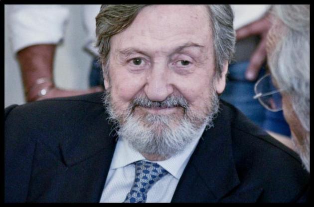 Addio al notaio Tino Santangelo, morto l'ex vicesindaco di Napoli con Rosa Russo Iervolino e presidente di Bagnolifutura, aveva 89 anni